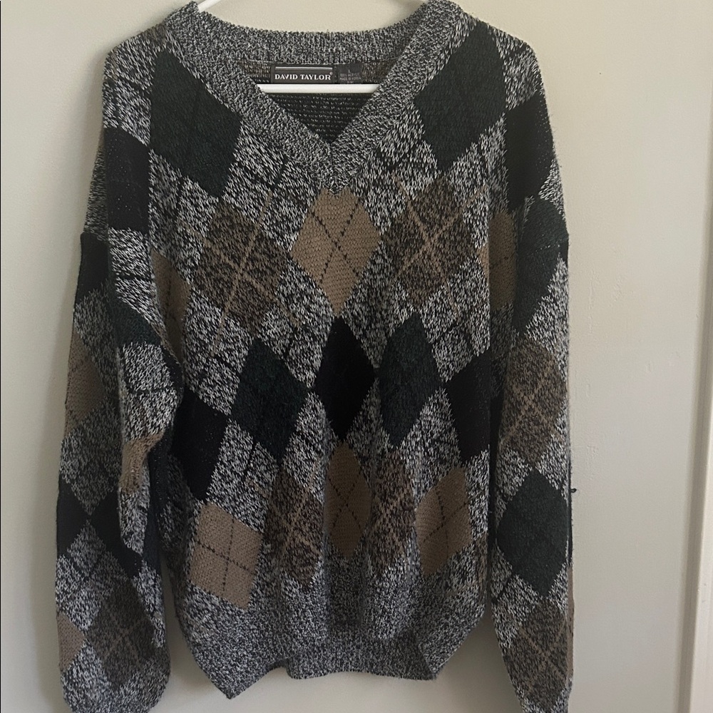 Men’s David Taylor V-Neck Sweater - Black, Brown, Gray, Green